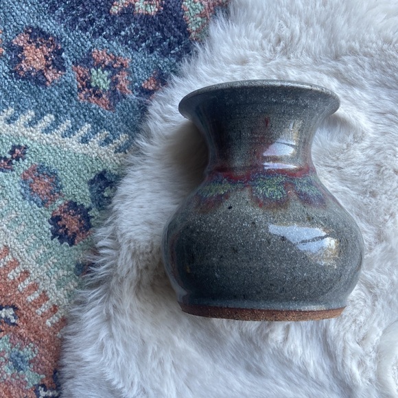 Vintage handmade stoneware vase home decor pottery accent gift - Picture 2 of 12